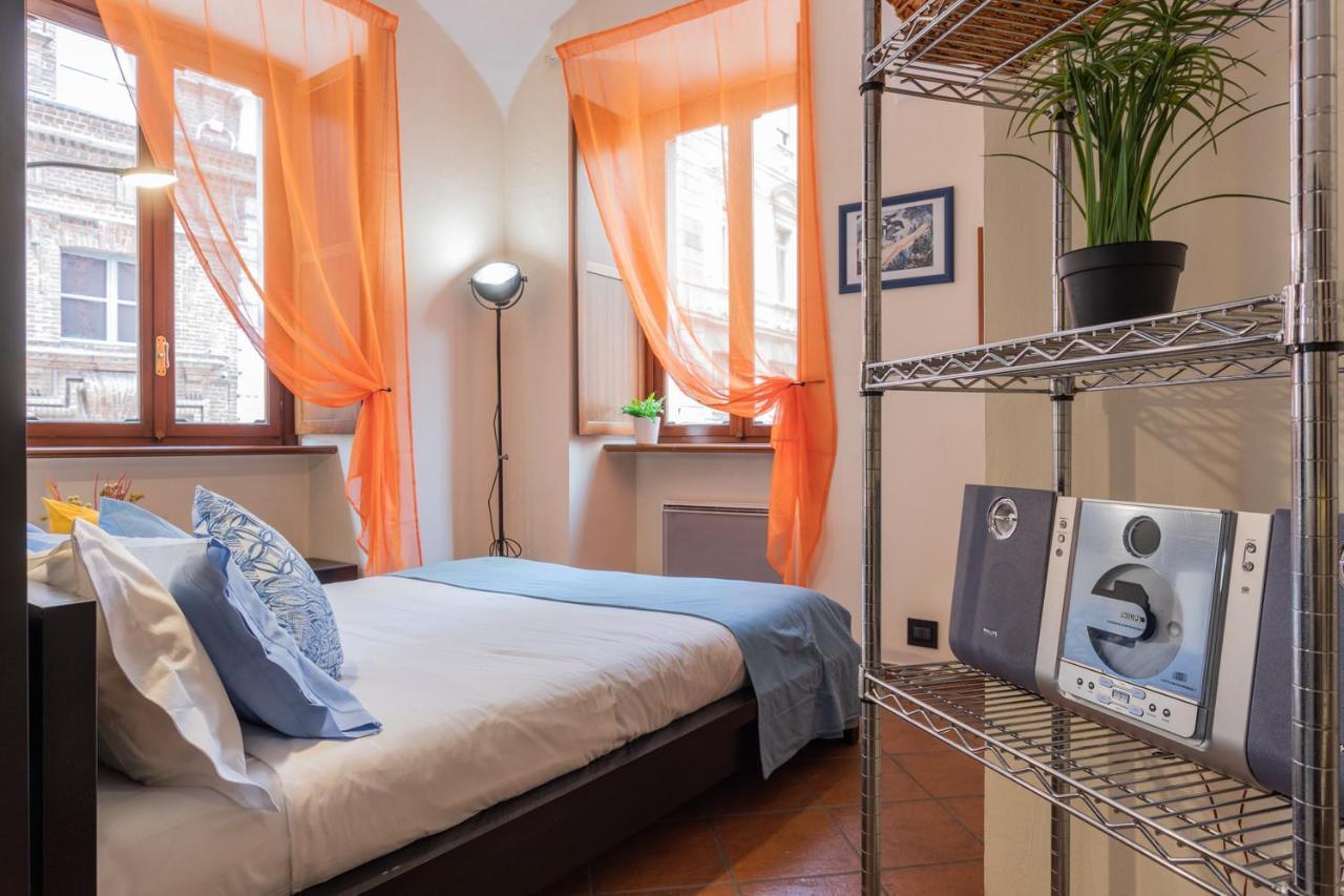 Turin Central Loft Carignano By Wonderful Italy Εξωτερικό φωτογραφία